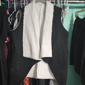 Chic Black and White Open Front Vest